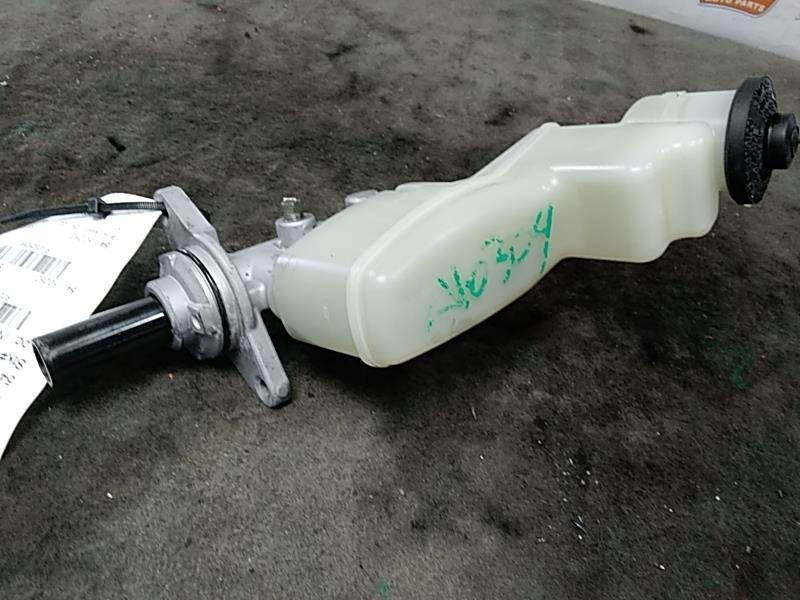 2007 CAMRY Toyota Brake Master Cyl