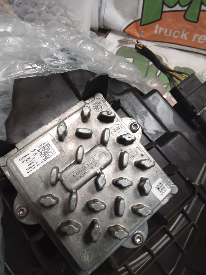 Part image 5
