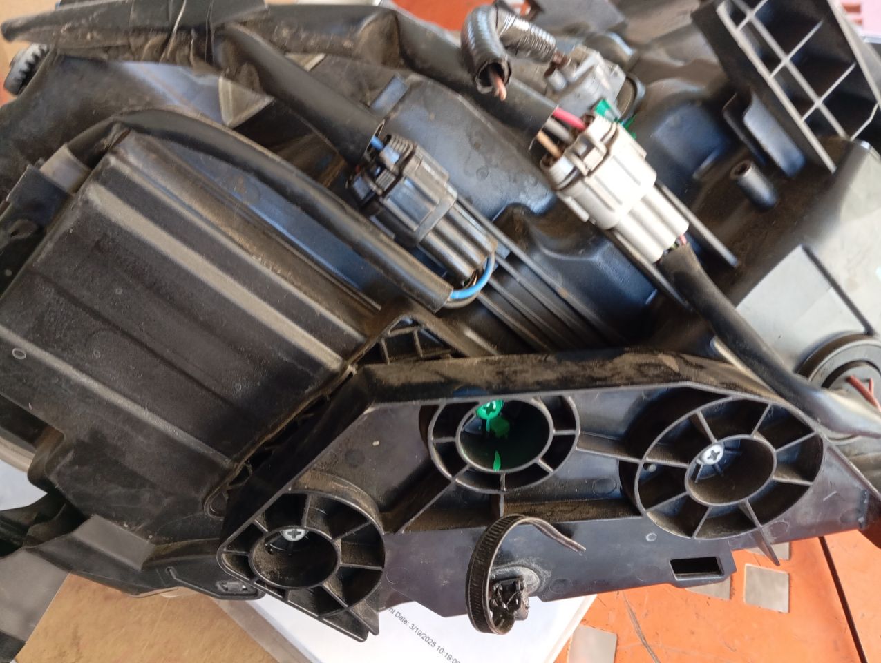 Part image 4
