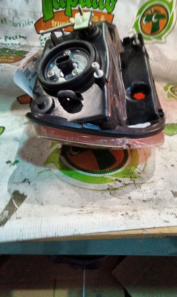 Part image 7