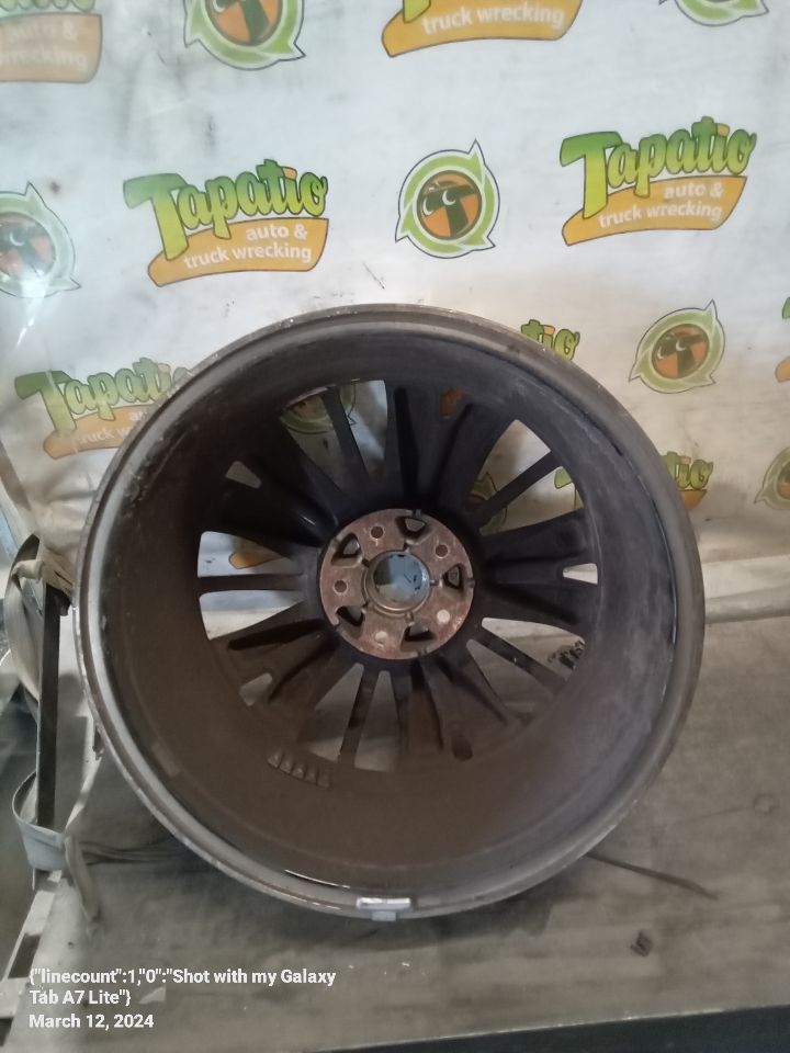 Part image 3