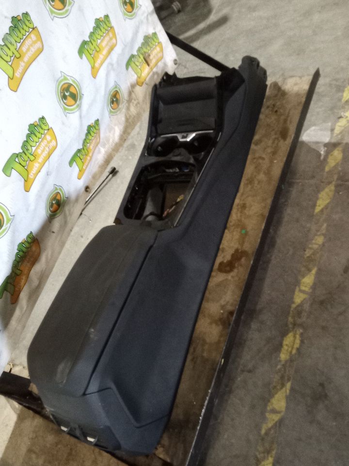 Part image 7