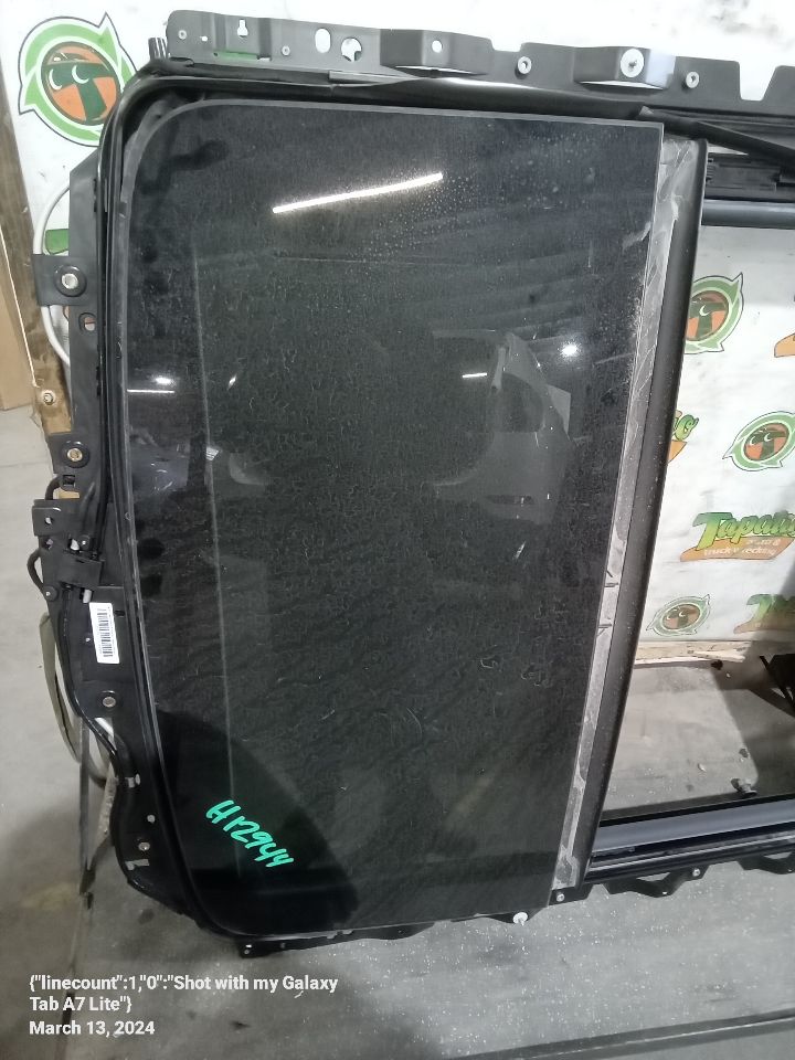Part image 3