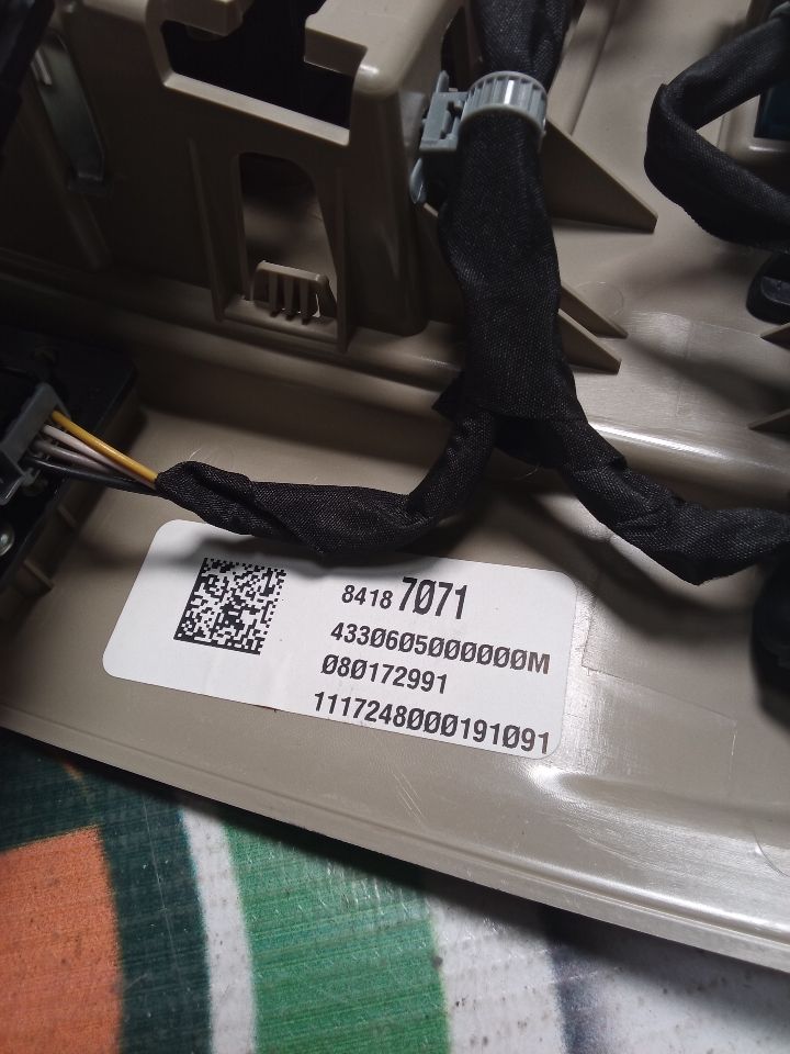 Part image 7