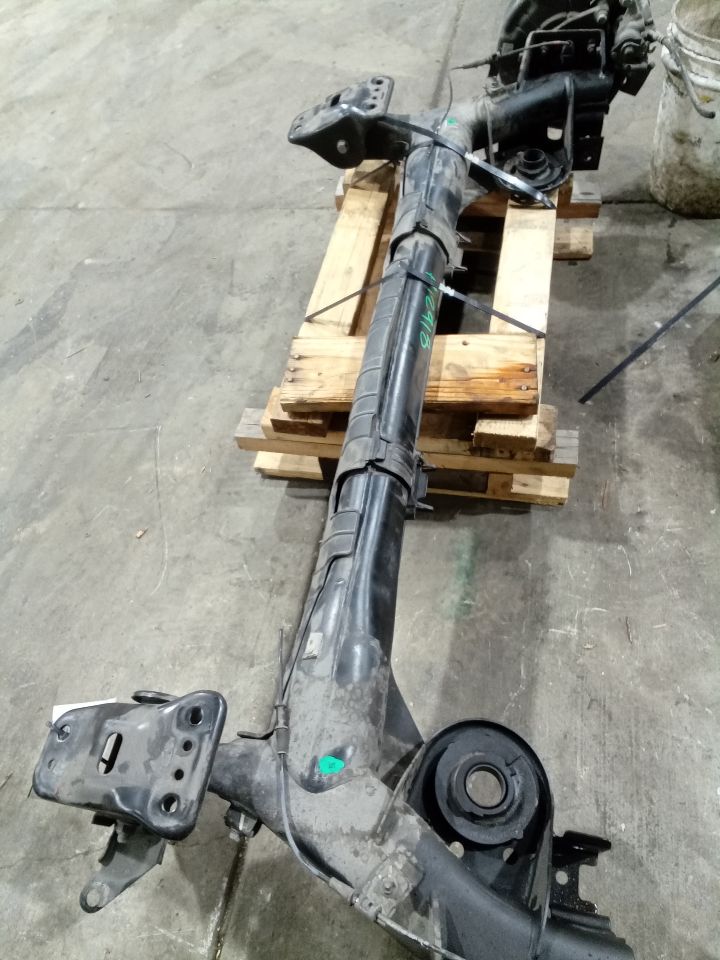 2022 Hyundai ELANTRA Loaded Beam Axle