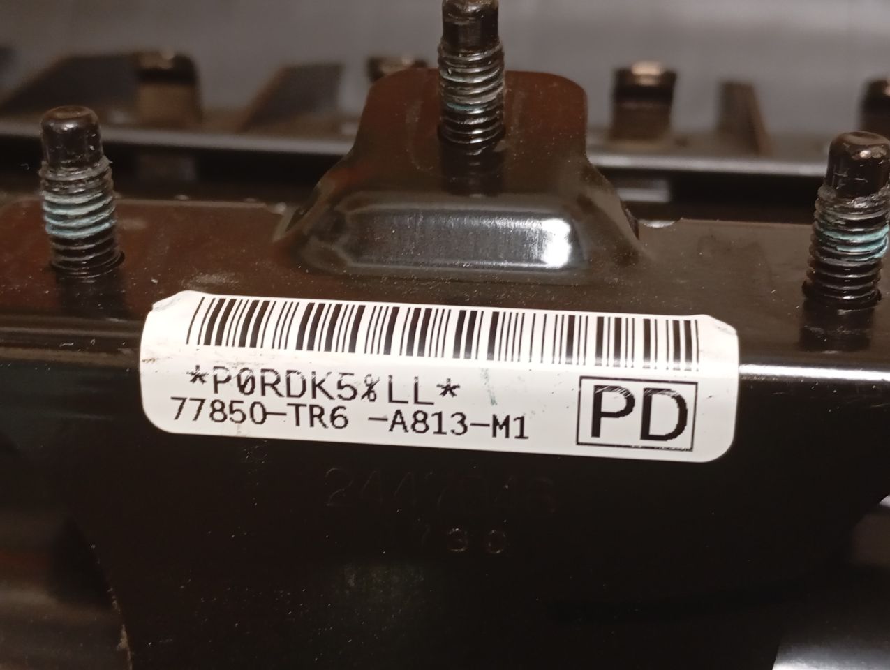 Part image 3