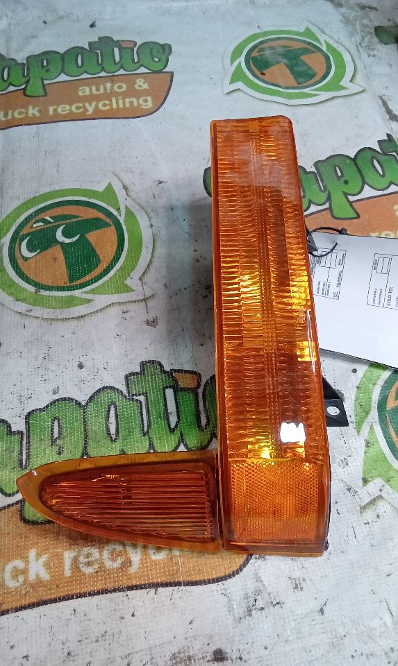 2004 Ford FORD F250SD PICKUP Front Lamp