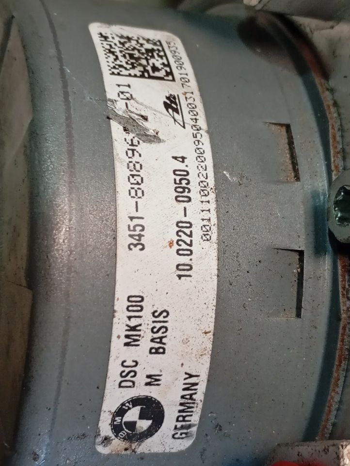 Part image 3