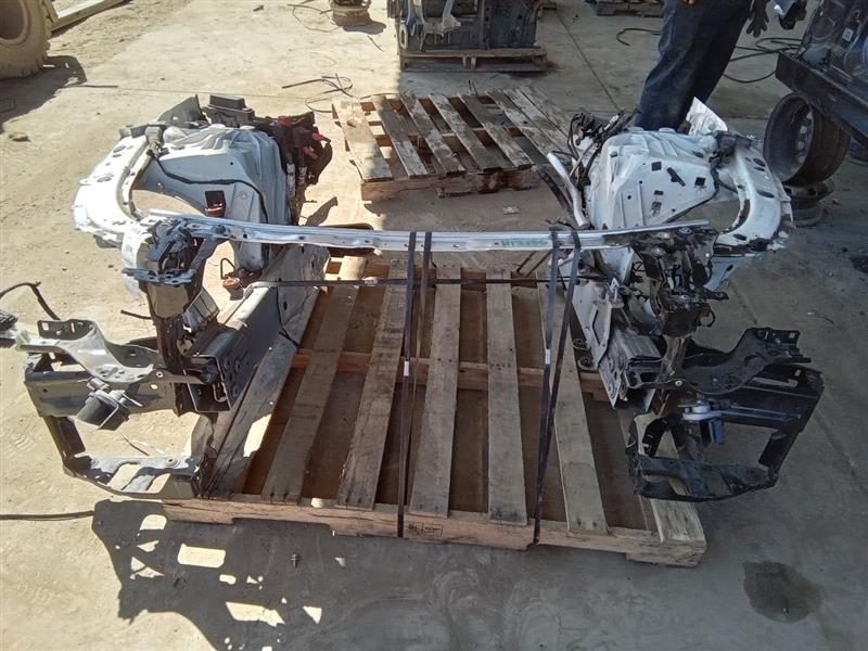 2019 BMW BMW 530I Radiator Core Supp