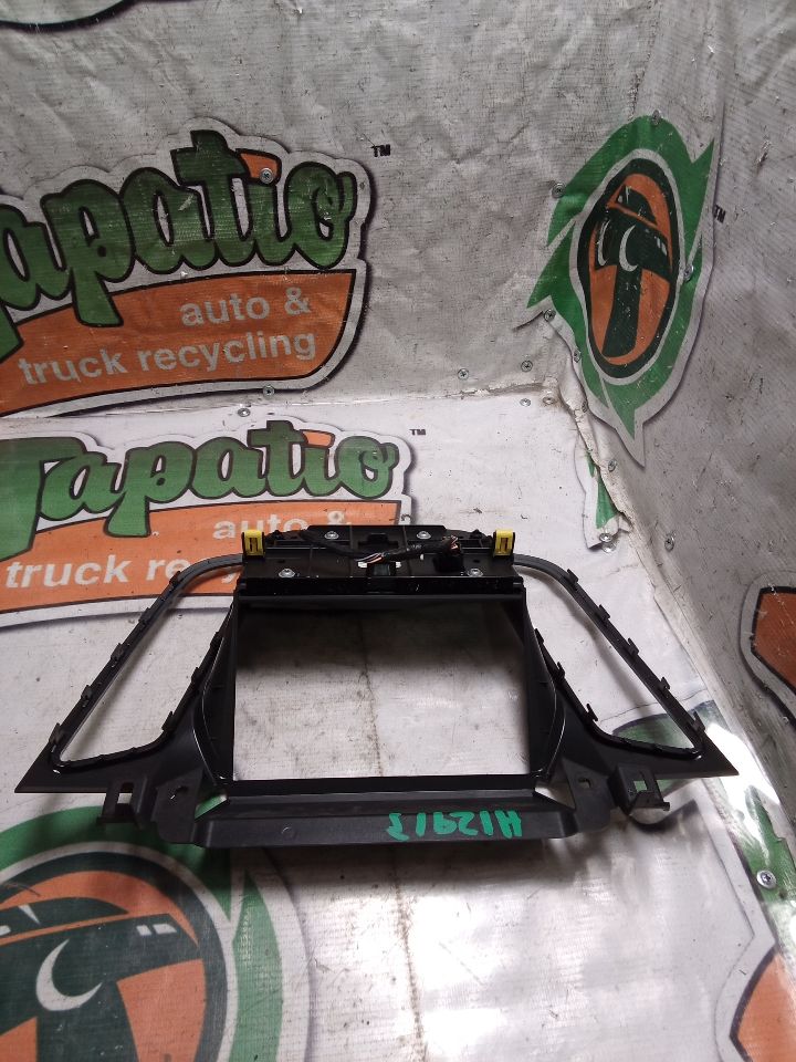 Used 2013 Ford ESCAPE Radio Audio - Stock #H12913