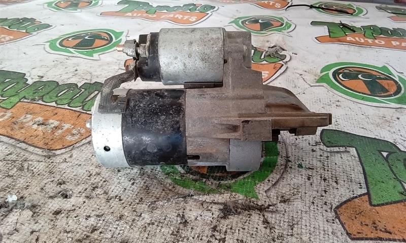 Part image 13