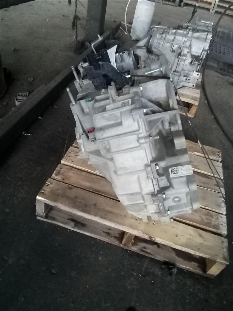 Part image 4