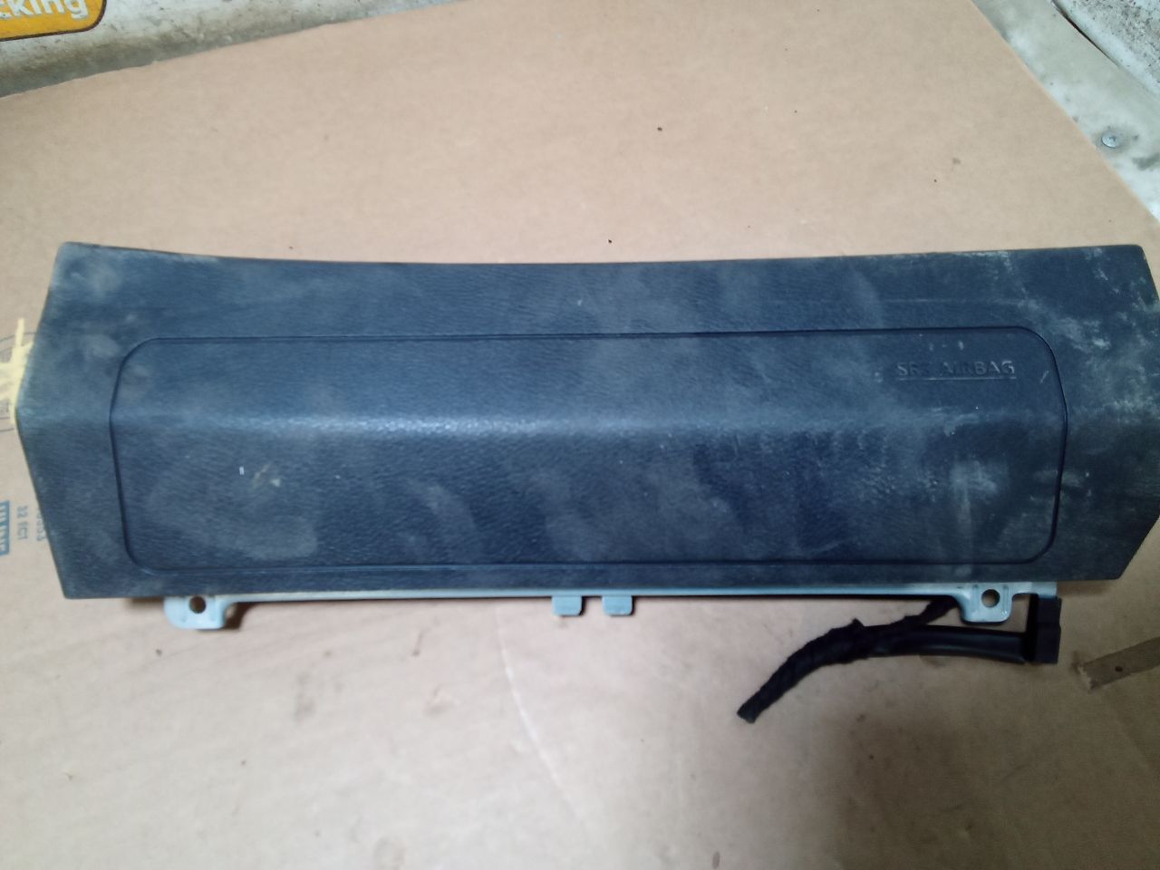 Part image 3