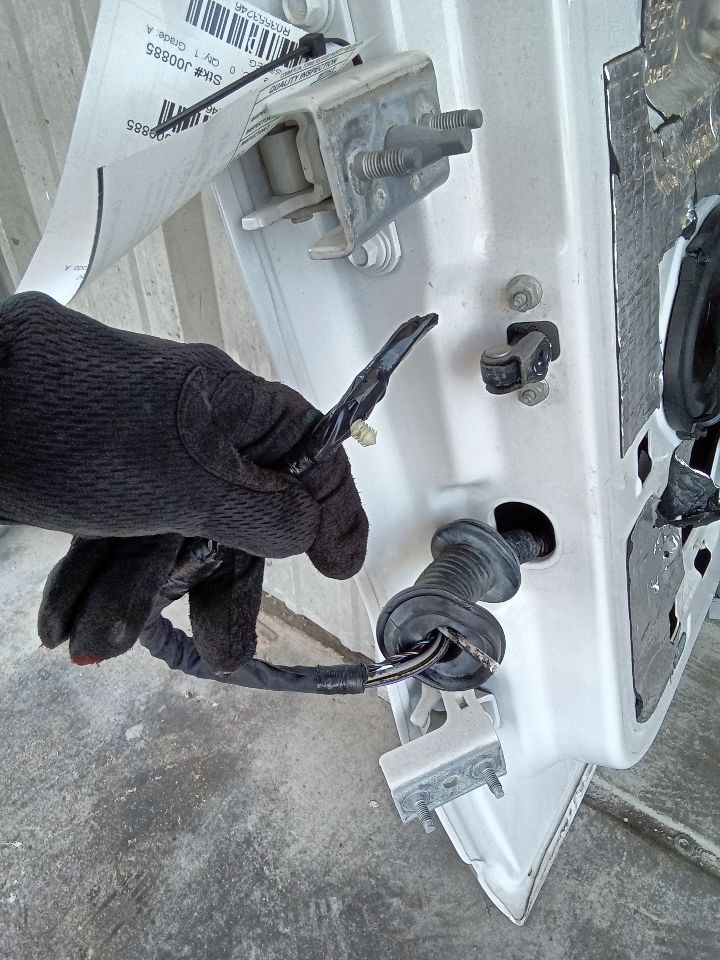 Part image 4