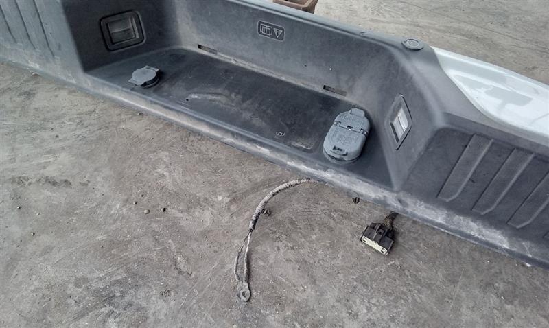 Part image 9