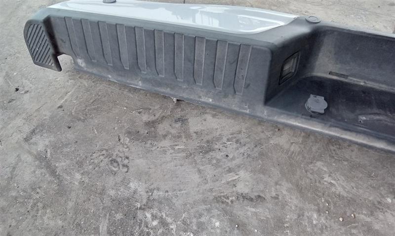 Part image 10