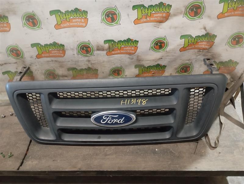 2005 Ford FORD F150 PICKUP Grille