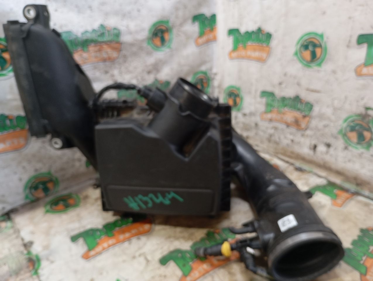 Part image 12