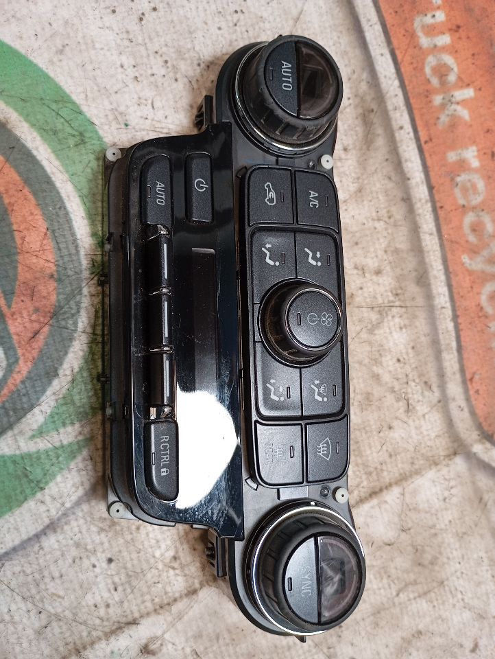 Used 2016 General Motors YUKON Temp Control - Stock #H13143