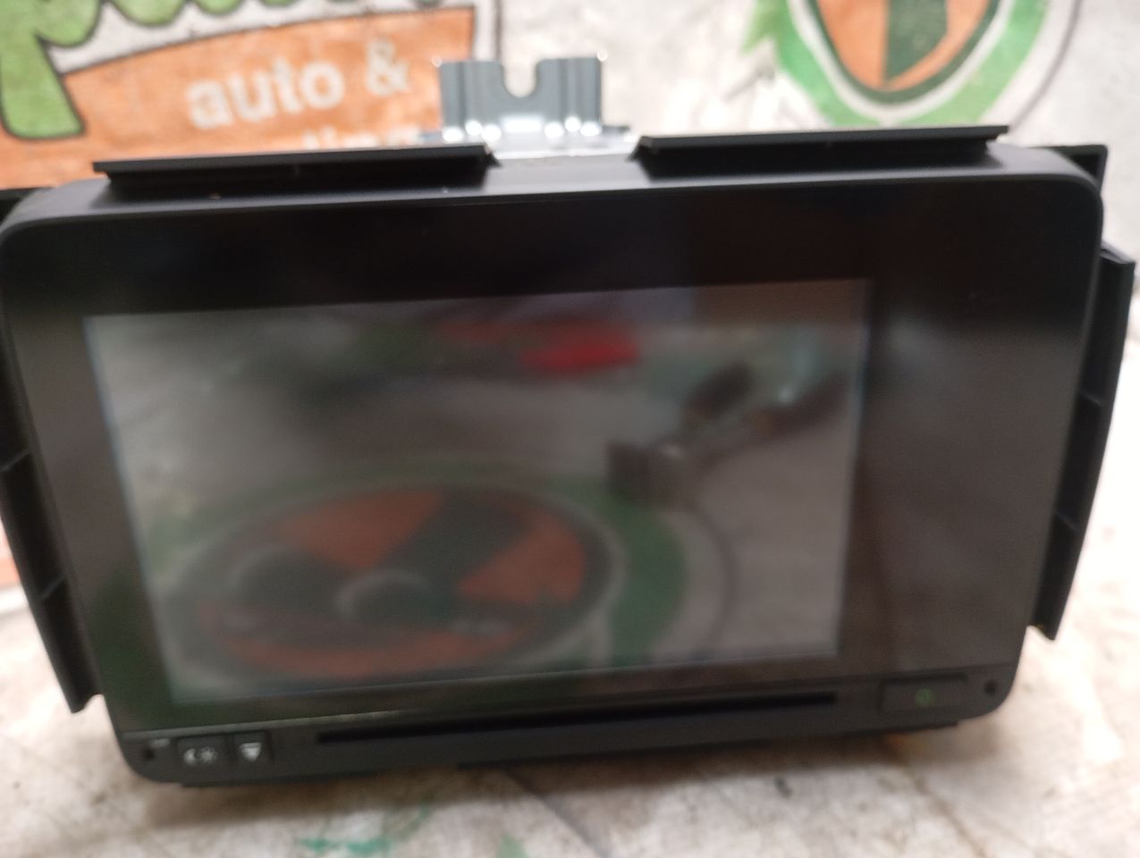 Part image 1