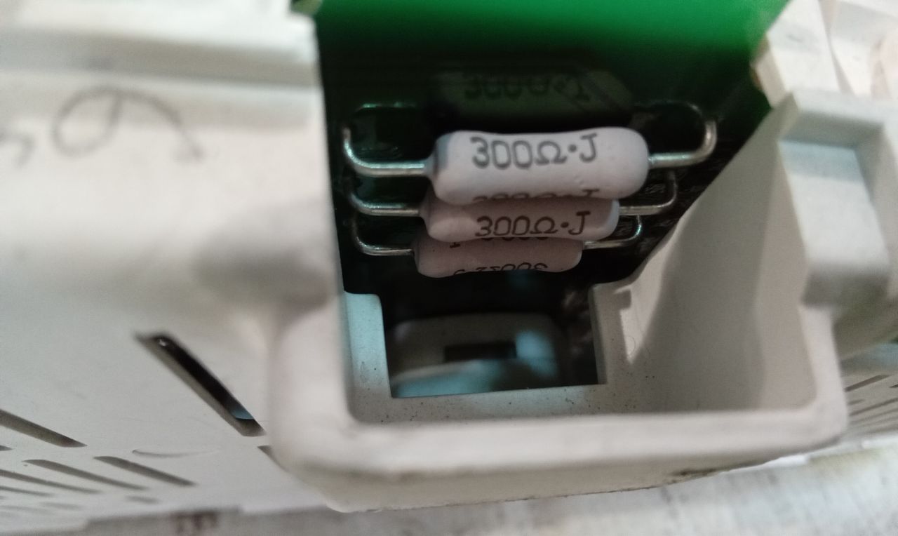Part image 10