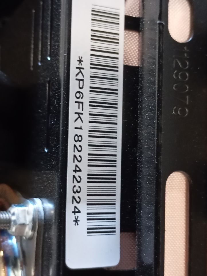Part image 10