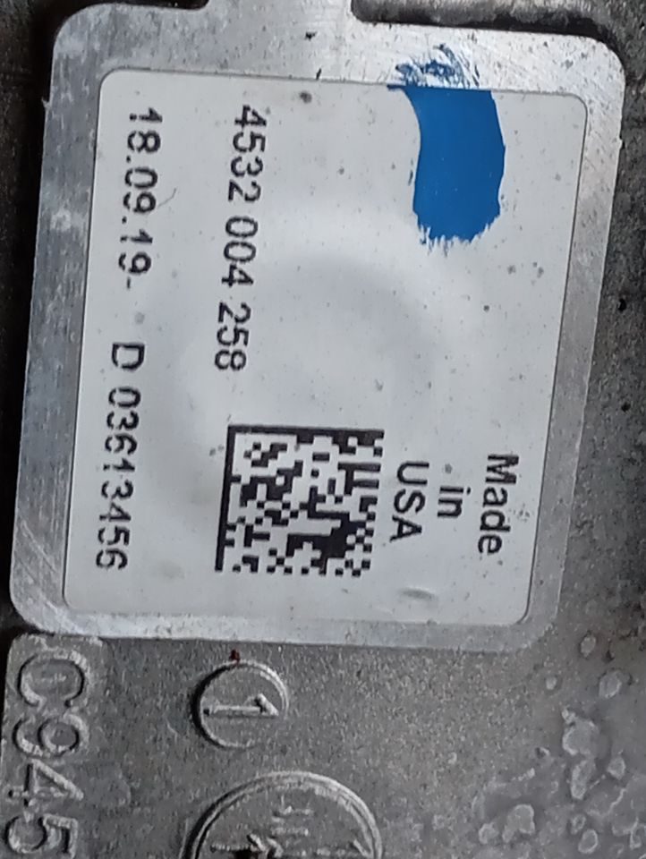 Part image 8