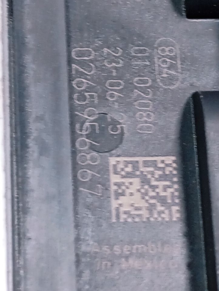 Part image 6