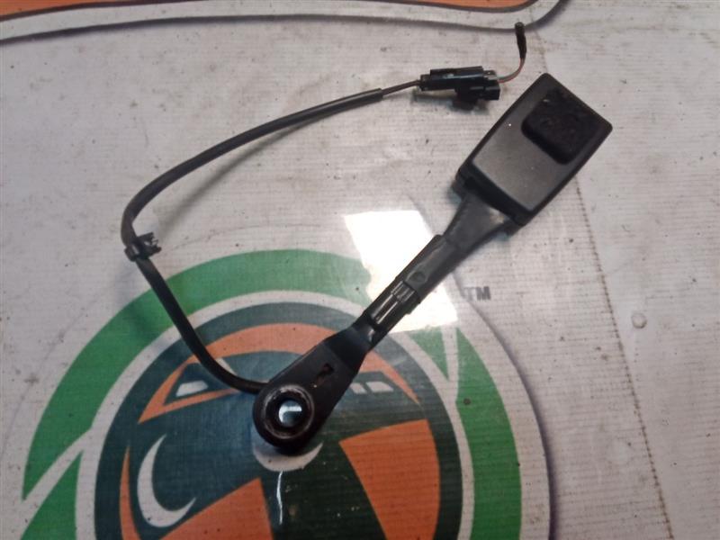 Used 2010 General Motors EQUINOX buckle - Stock #H13448