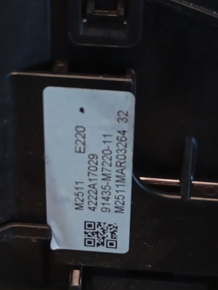 Part image 8