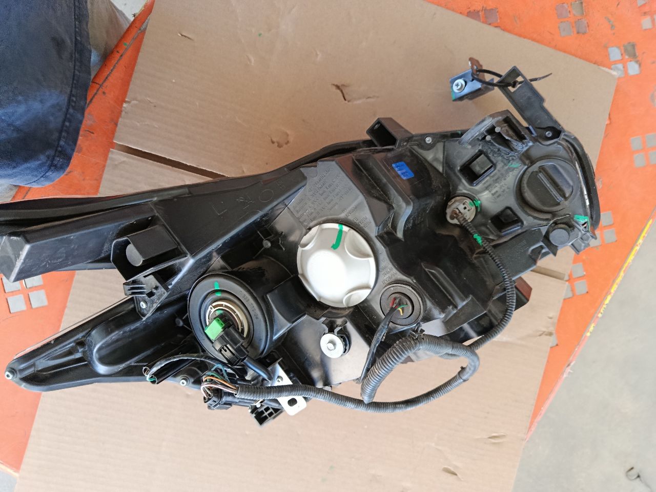 Part image 10
