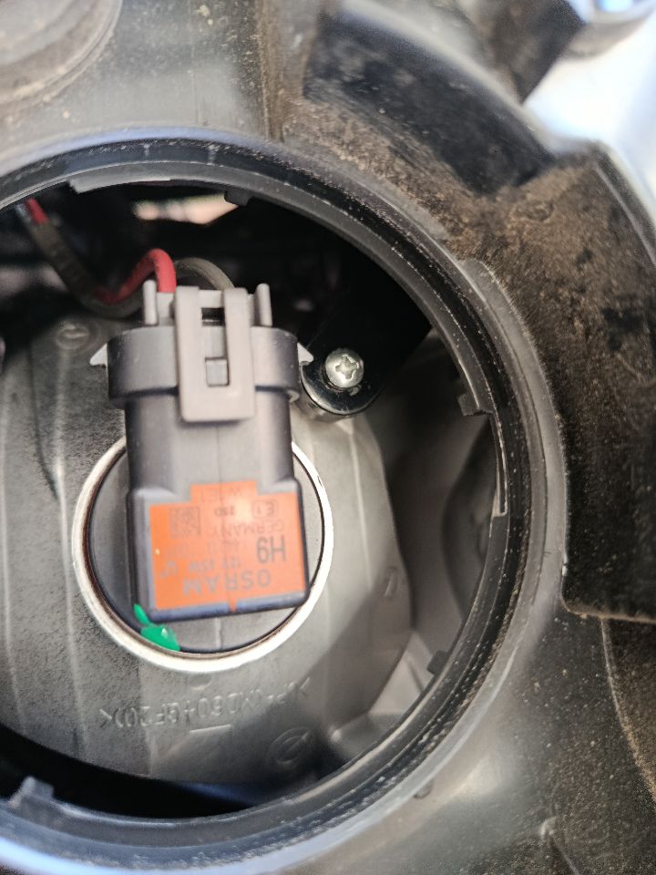 Part image 13