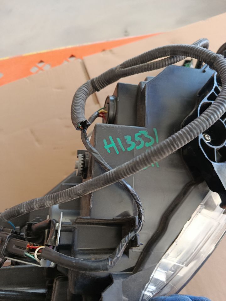 Part image 15