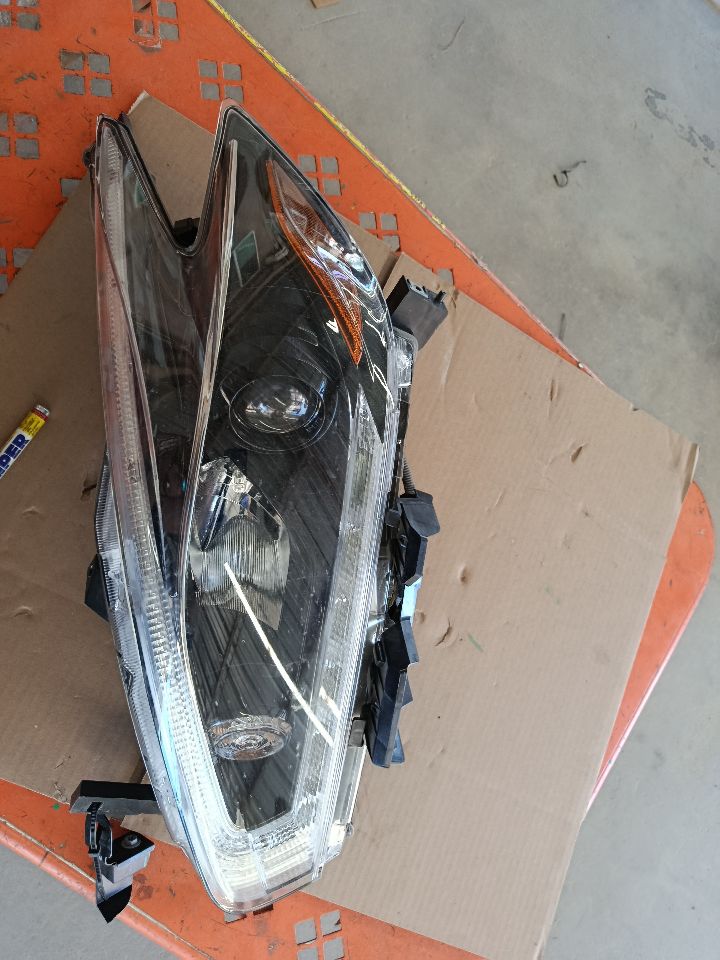 Part image 16