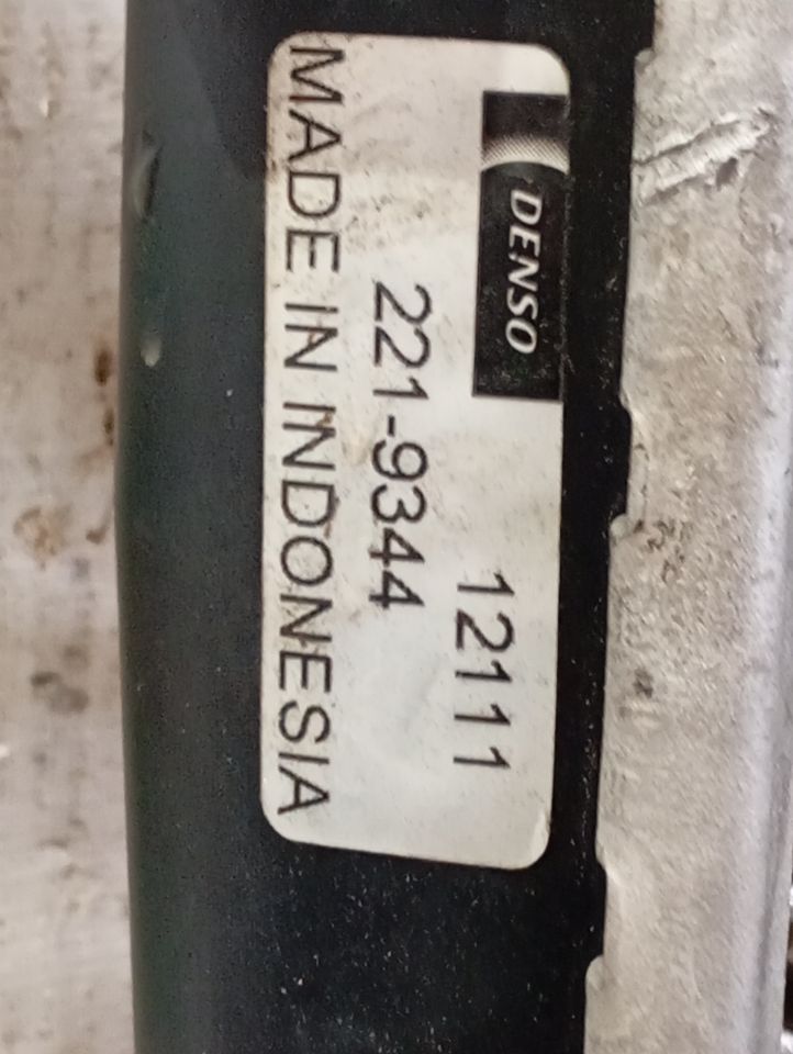 Part image 7