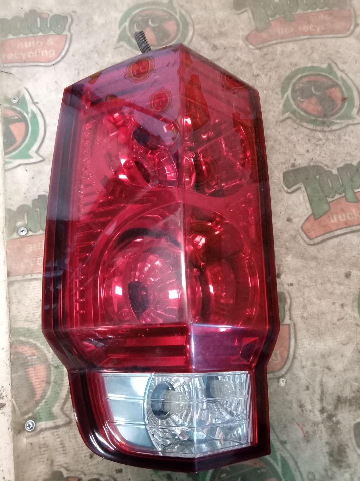 2007 COMMANDER Jeep Tail Lamp
