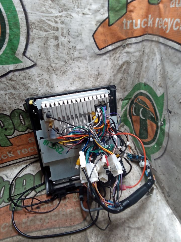 Part image 4