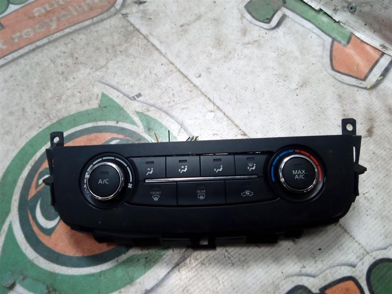2016 Nissan ALTIMA Temp Control