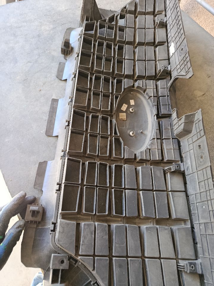 Part image 7