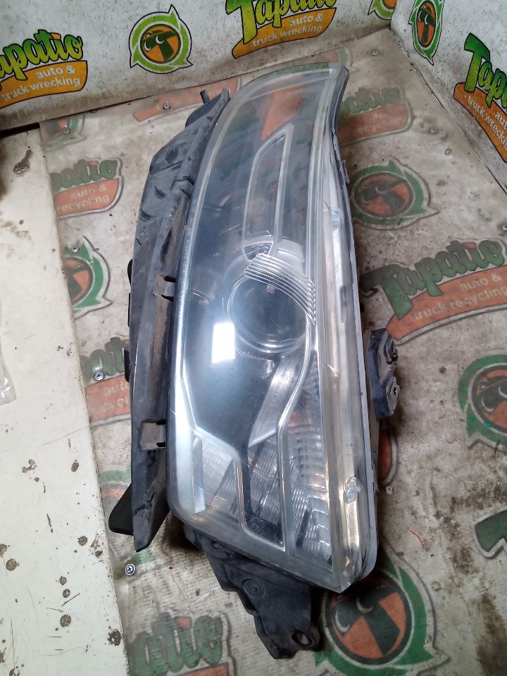2015 Ford TAURUS Headlamp Assembly