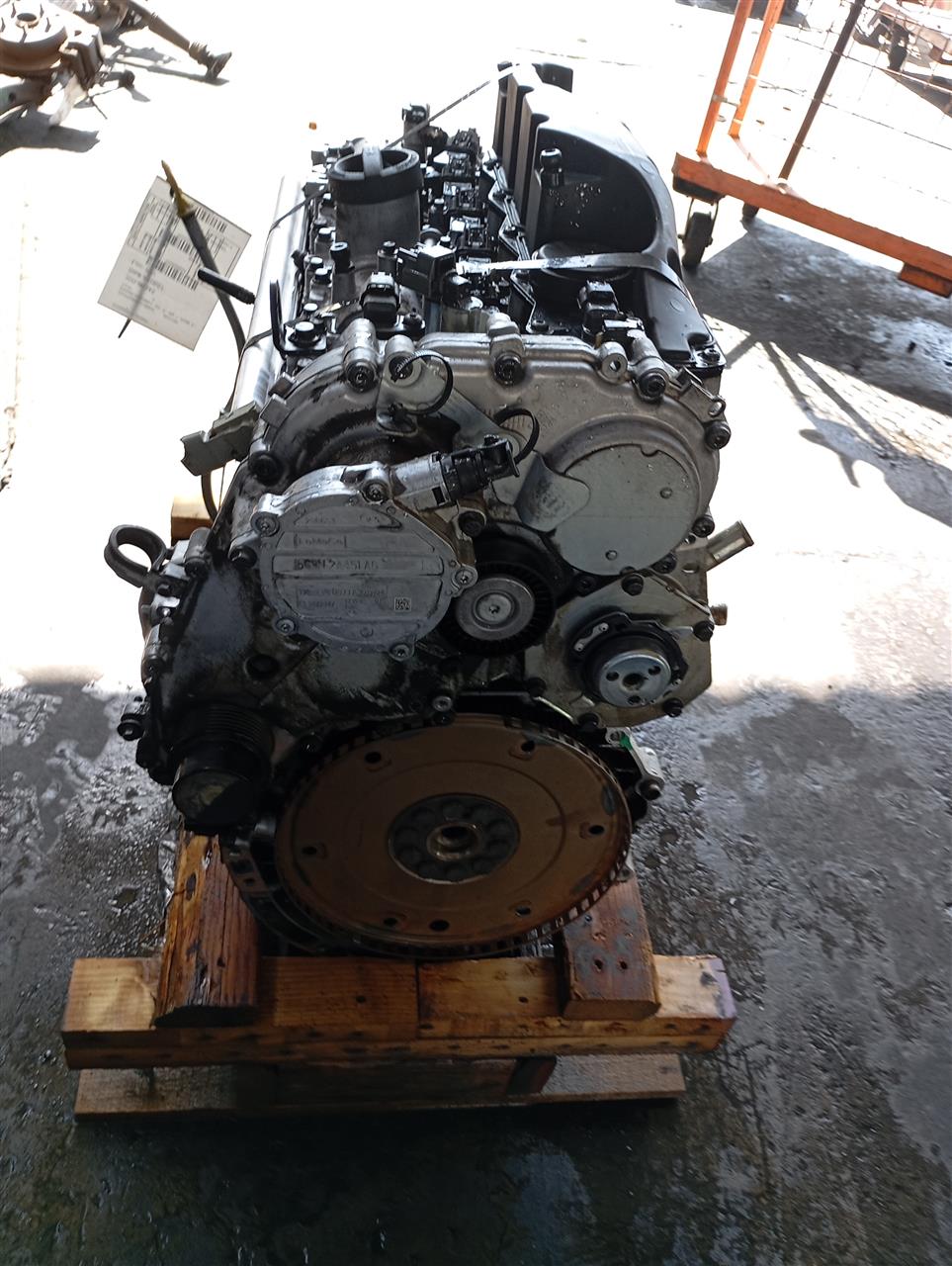 Part image 3