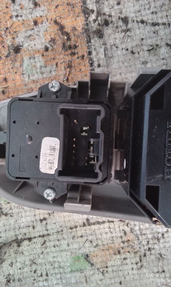 Part image 7