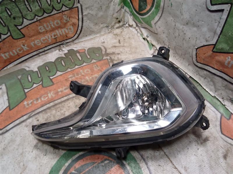2016 Hyundai SANTA FE Front Lamp