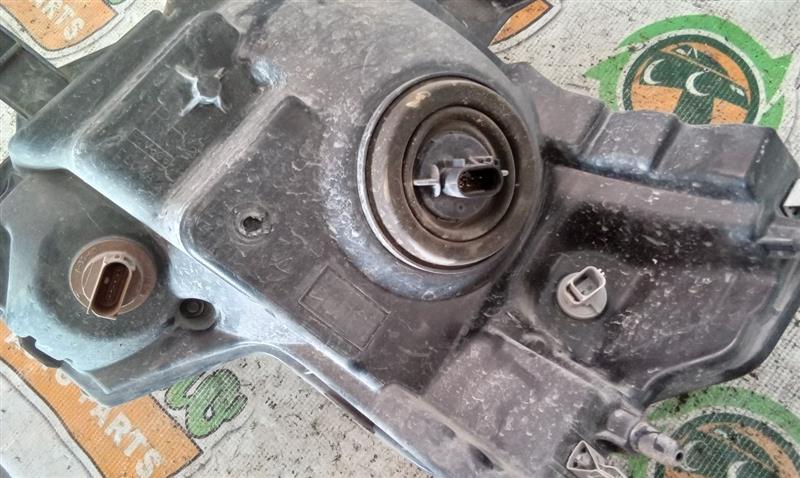 Part image 11