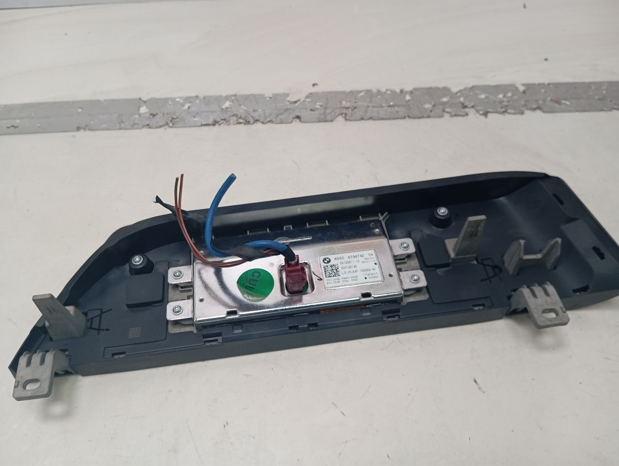 Part image 2