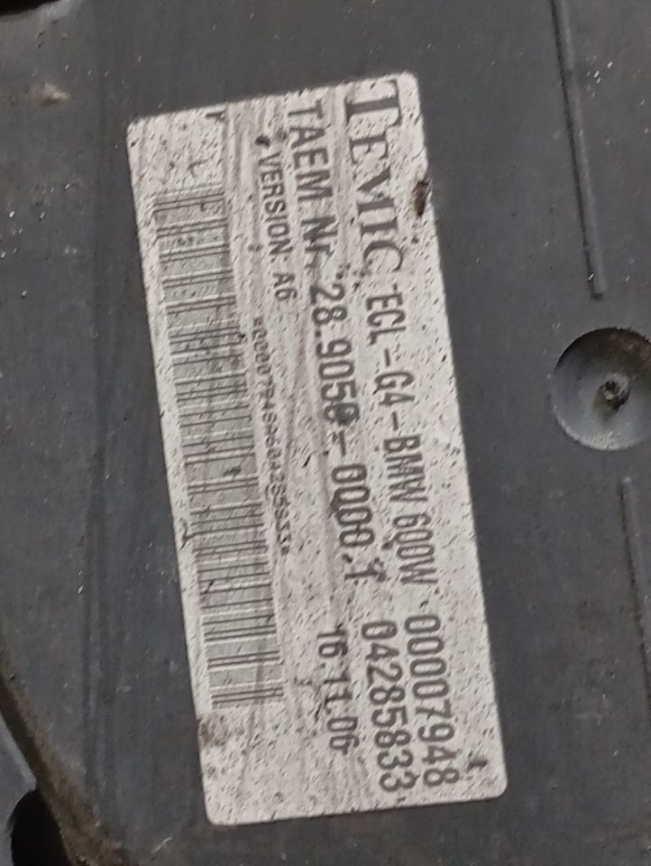 Part image 9