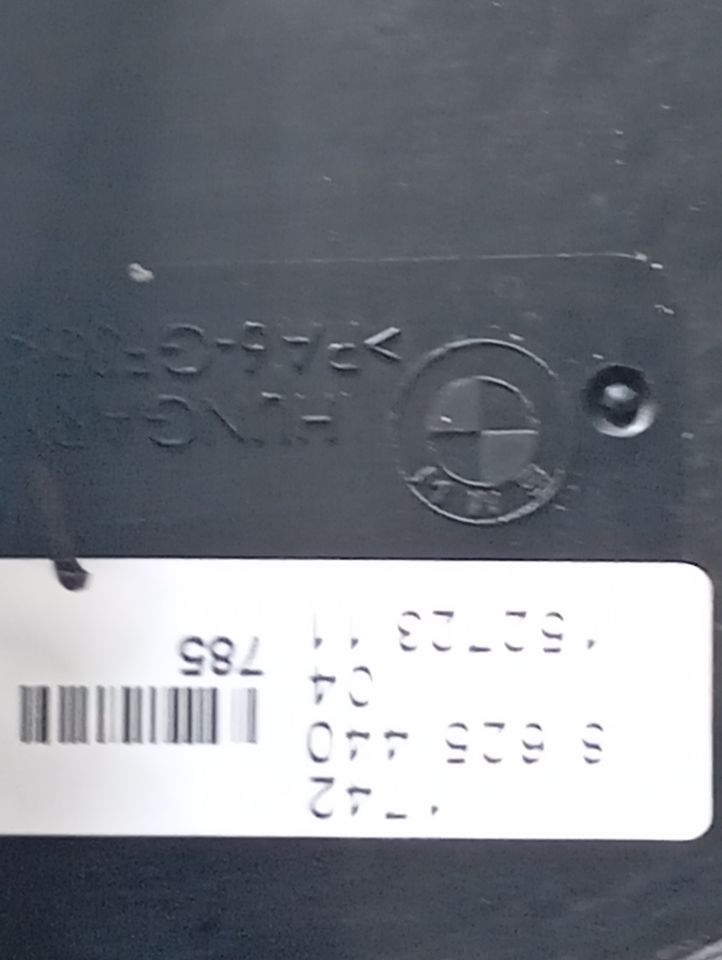 Part image 11