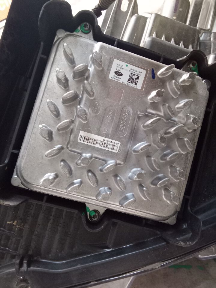 Part image 7