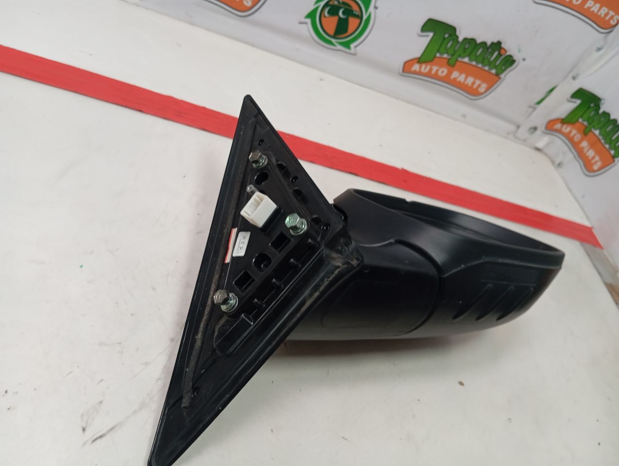 Part image 4