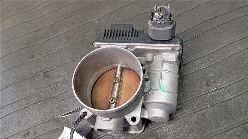 Used 2003 Nissan 350Z Throttle Body Assy - Stock #A10740